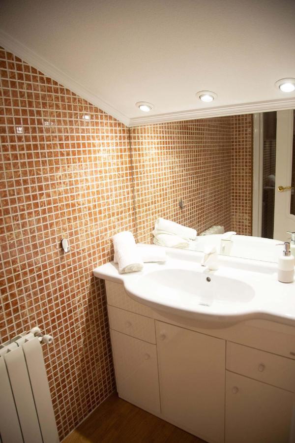 Rajabai Apartman Almansa Kültér fotó